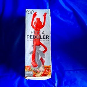 Pizza peddler pizza cutter.